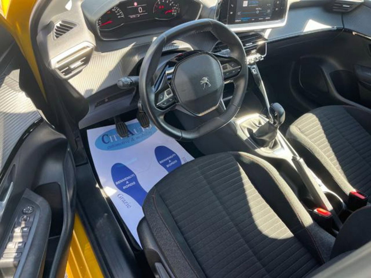 Peugeot 208 1.2 puretech Active s&s 75cv (11)