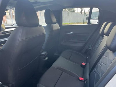 Jeep Avenger 1.2 turbo Summit fwd 100cv (12)