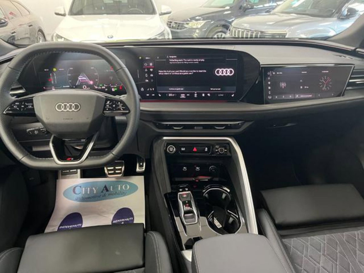 Audi Q5 Sportback 2.0 tdi mhev+ S line quattro 204cv s-tronic (13)