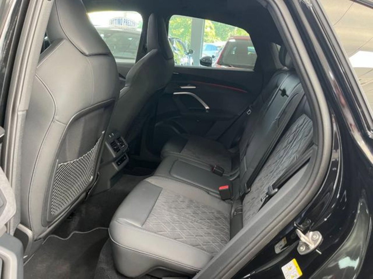Audi Q5 Sportback 2.0 tdi mhev+ S line quattro 204cv s-tronic (15)