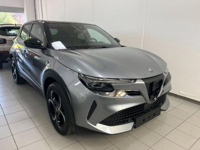 Alfa Romeo Junior 1.2 ibrida Speciale 145cv edct6 nuova