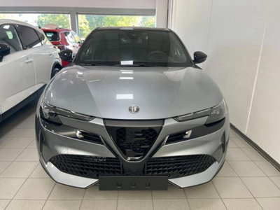 Alfa Romeo Junior 1.2 ibrida Speciale 145cv edct6 (16)