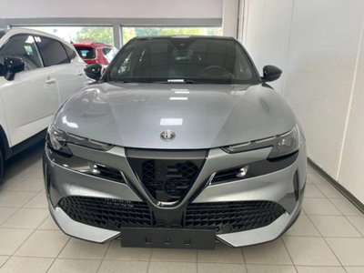 Alfa Romeo Junior 1.2 ibrida Speciale 145cv edct6 (2)