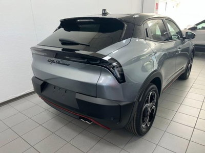 Alfa Romeo Junior 1.2 ibrida Speciale 145cv edct6 (4)