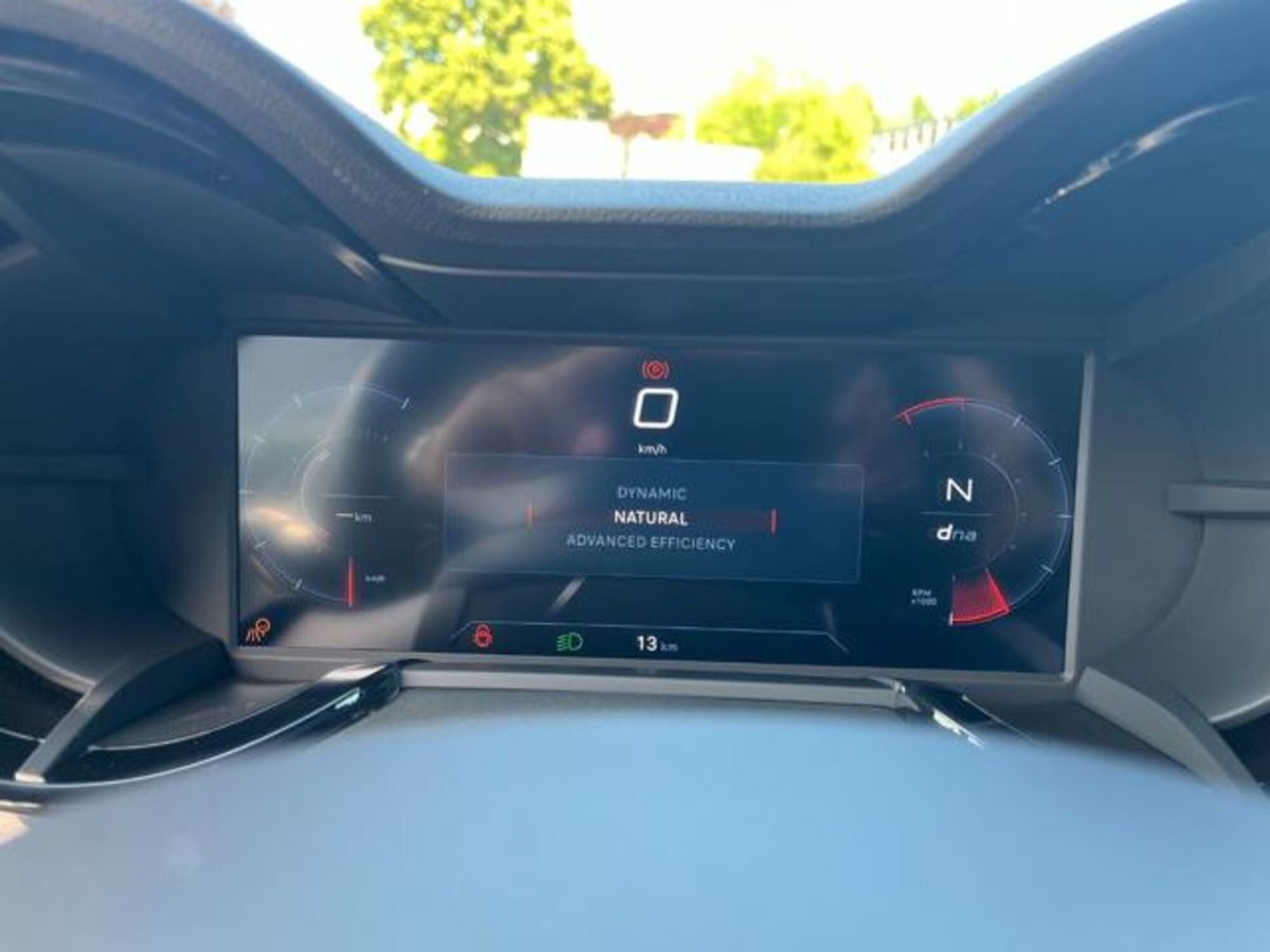 Alfa Romeo Junior 1.2 ibrida Speciale 145cv edct6 (8)