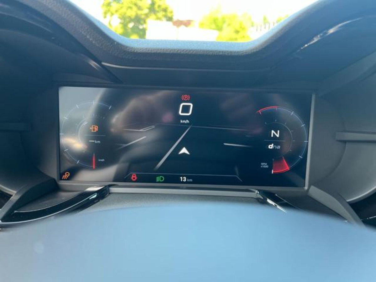 Alfa Romeo Junior 1.2 ibrida Speciale 145cv edct6 (9)