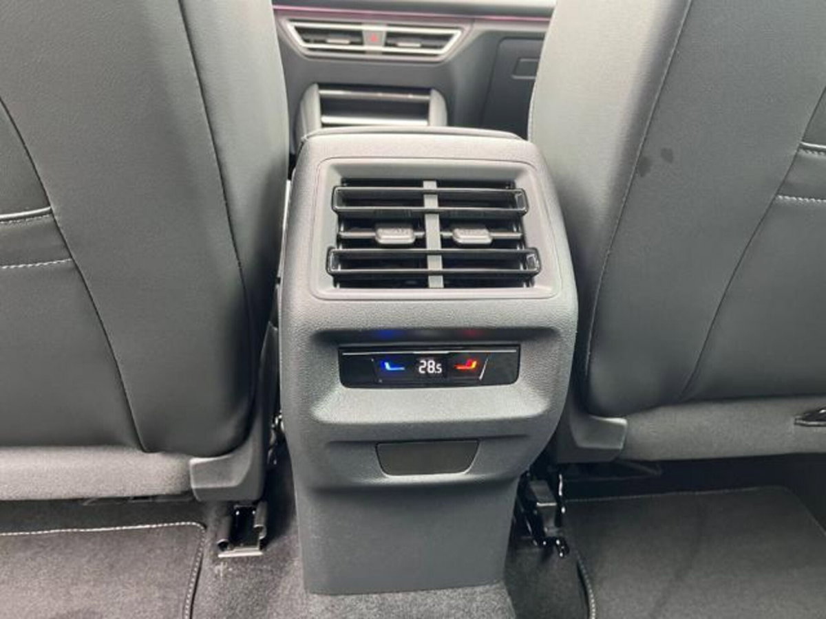 Volkswagen Tiguan 2.0 tdi R-Line 4motion 193cv dsg (14)