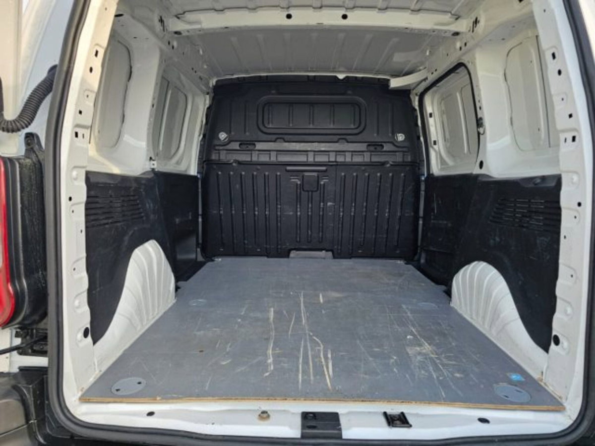 Peugeot Partner Furgone BlueHDi 100 PC Furgone Premium (10)