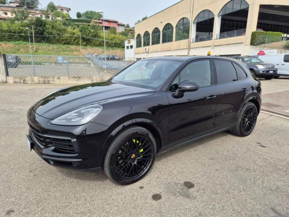 Porsche Cayenne 3.0 V6 (2)