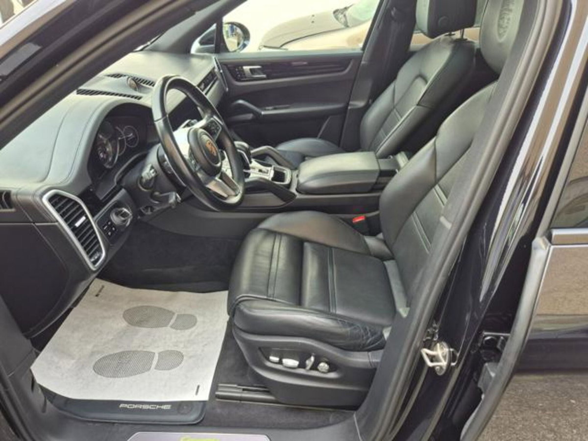 Porsche Cayenne 3.0 V6 (9)