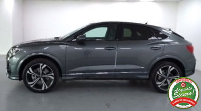 Audi Q3 Sportback 40 2.0 tdi Identity Black quattro 193cv s-tronic (6)