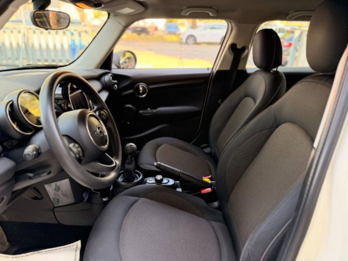MINI Mini 1.5 One 75 CV 5 porte (10)