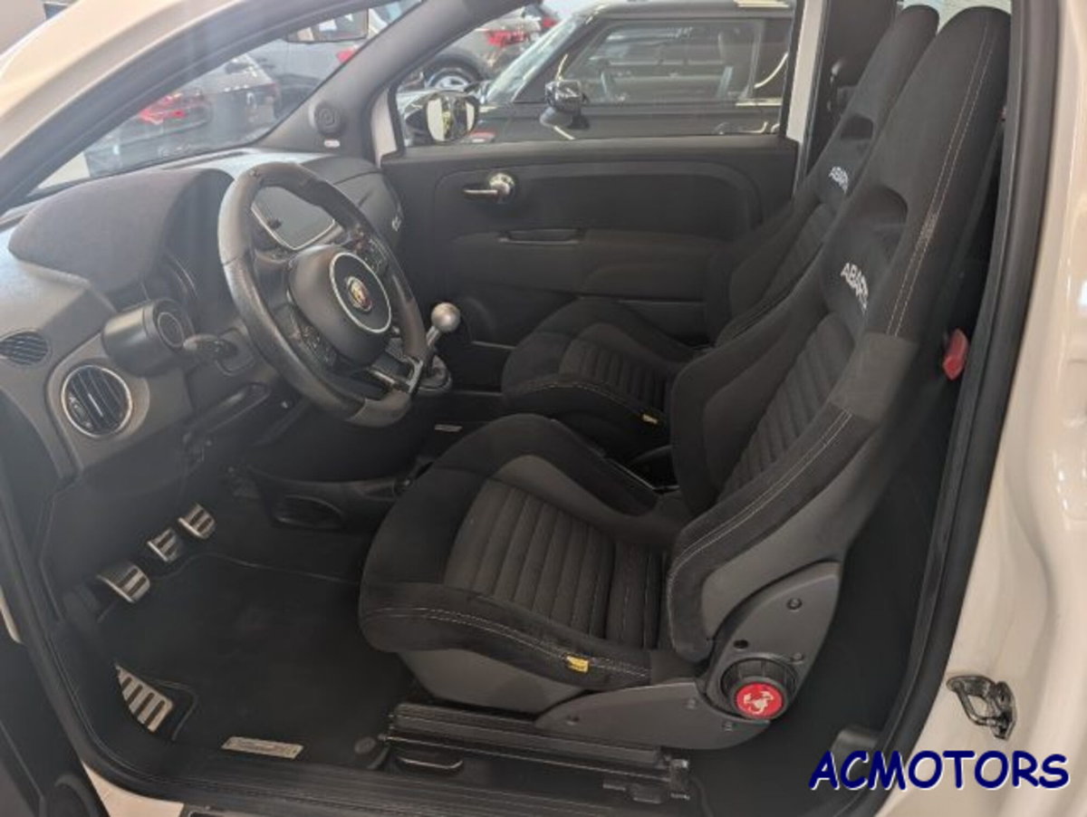 Abarth 595 Cabrio 595 C 1.4 Turbo T-Jet 180 CV Competizione (11)
