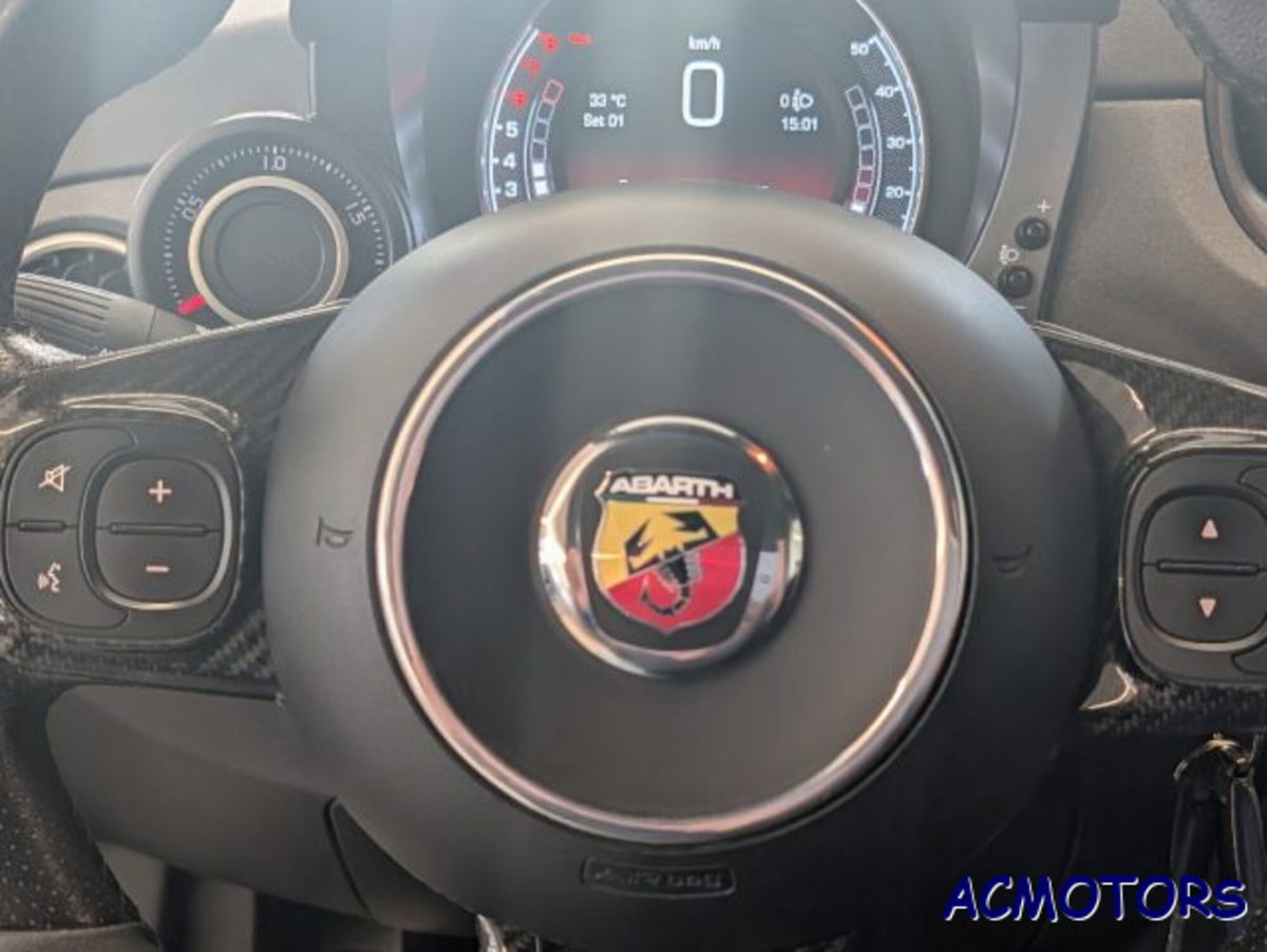 Abarth 595 Cabrio 595 C 1.4 Turbo T-Jet 180 CV Competizione (14)