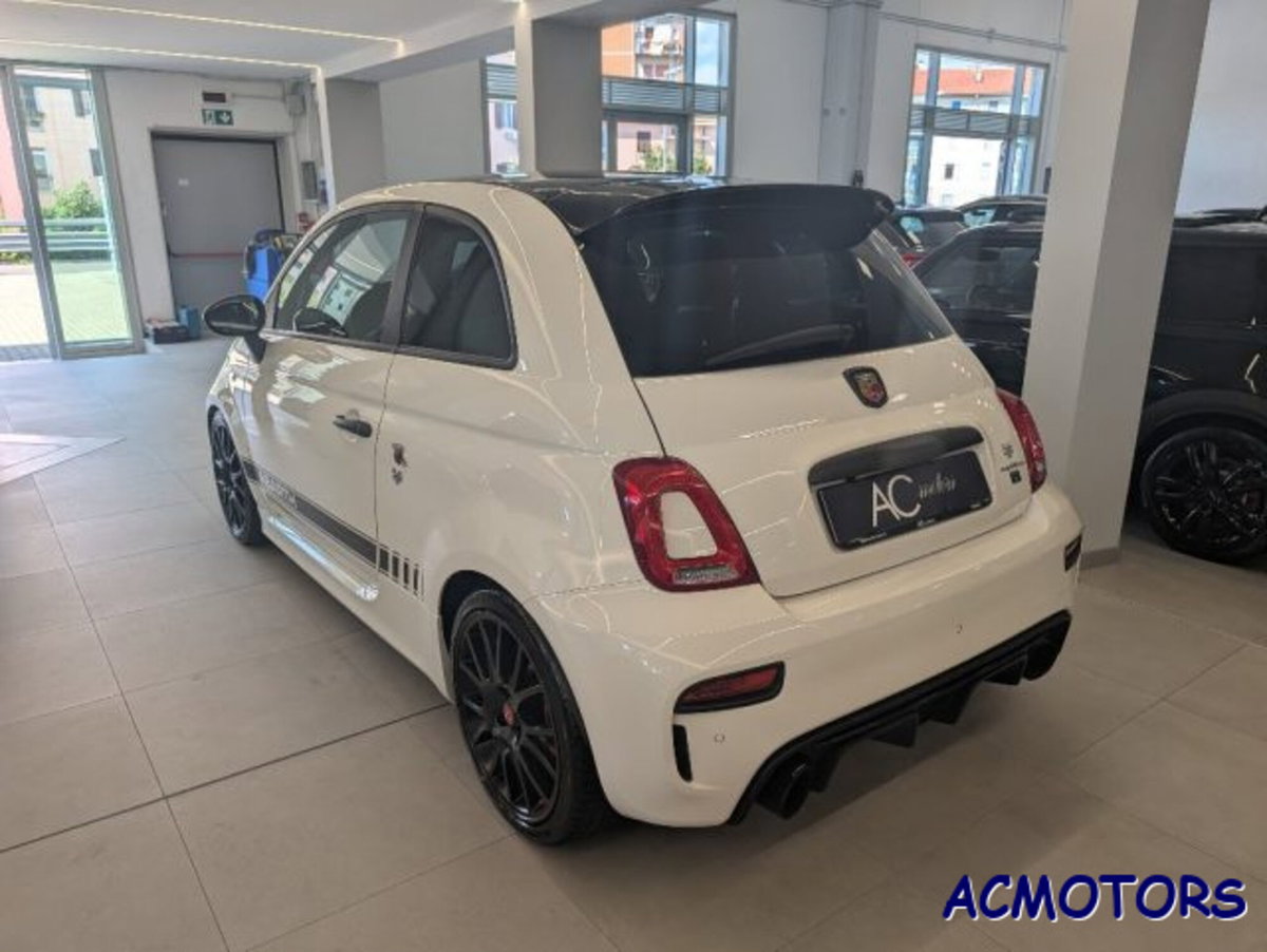 Abarth 595 Cabrio 595 C 1.4 Turbo T-Jet 180 CV Competizione (5)