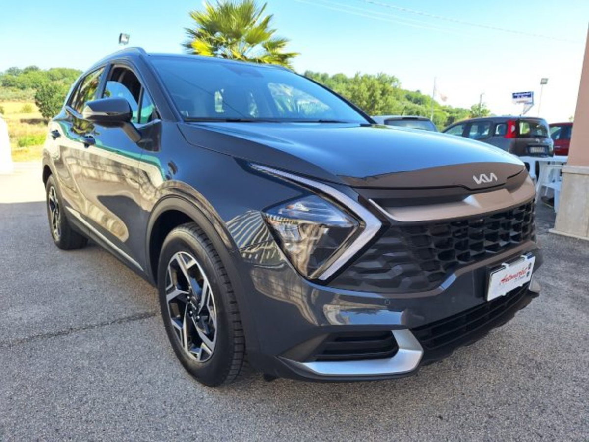 Kia Sportage 1.6 crdi mhev Business dct (2)