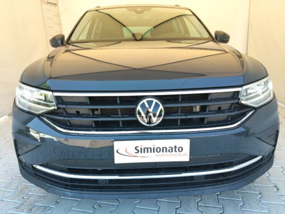 Volkswagen Tiguan 1.4 TSI eHYBRID DSG Life (2)