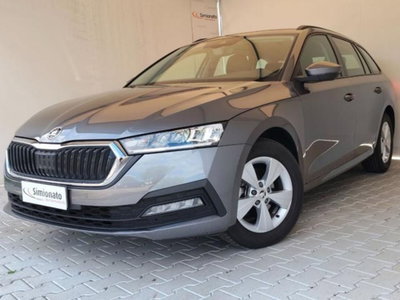 Skoda Octavia Station Wagon 2.0 TDI EVO SCR DSG Wagon Executive usata