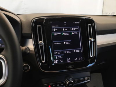 Volvo XC40 T4 Recharge Plug-in Hybrid automatico Plus Bright N1 (10)