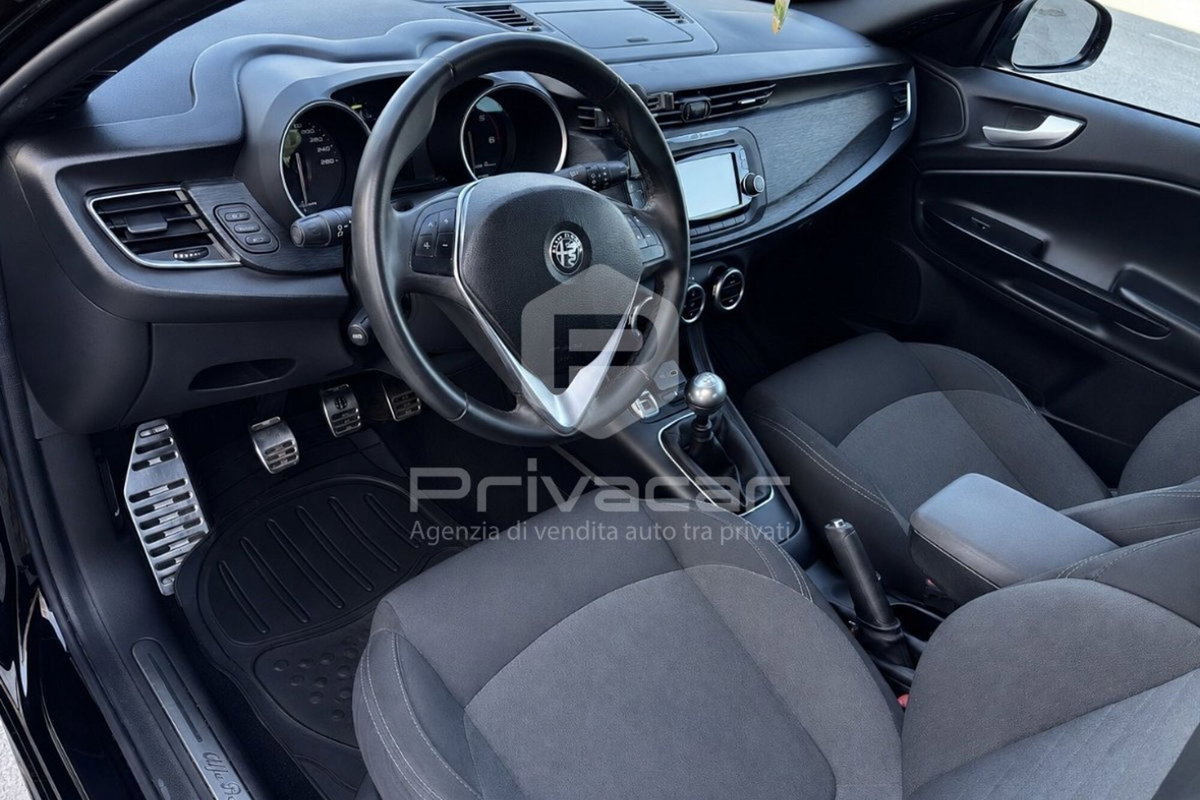 Alfa Romeo Giulietta 1.6 JTDm Ti 120cv (8)