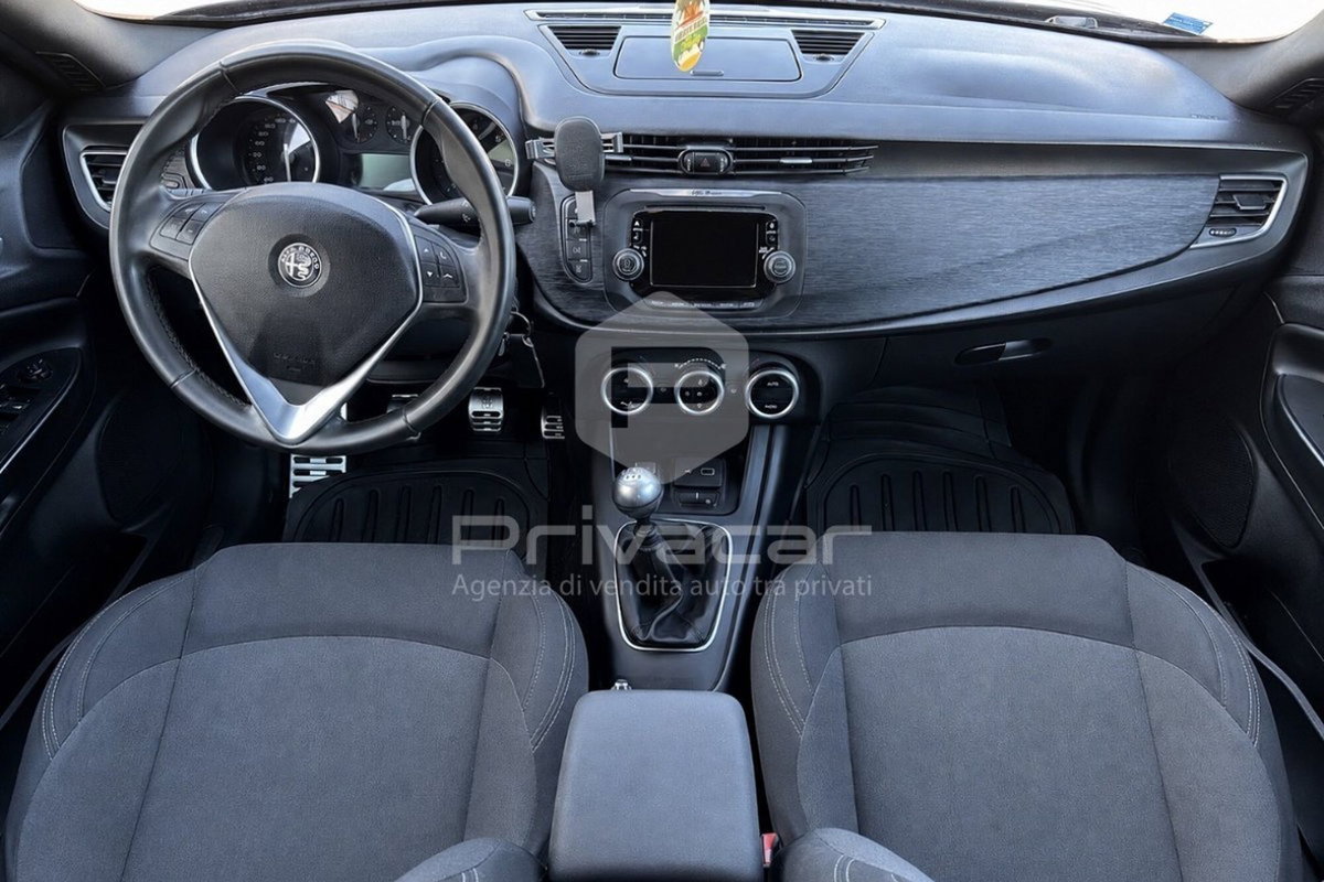 Alfa Romeo Giulietta 1.6 JTDm Ti 120cv (9)