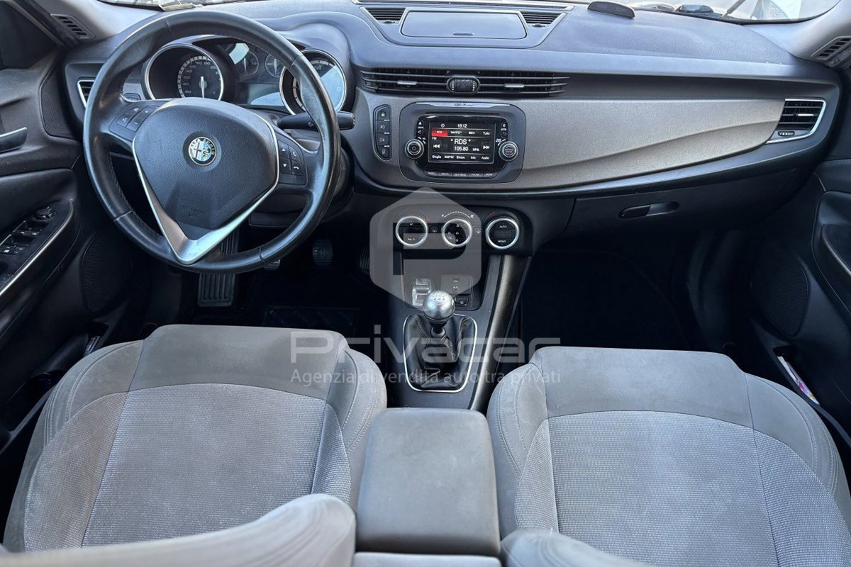Alfa Romeo Giulietta 1.6 JTDm-2 Exclusive (10)
