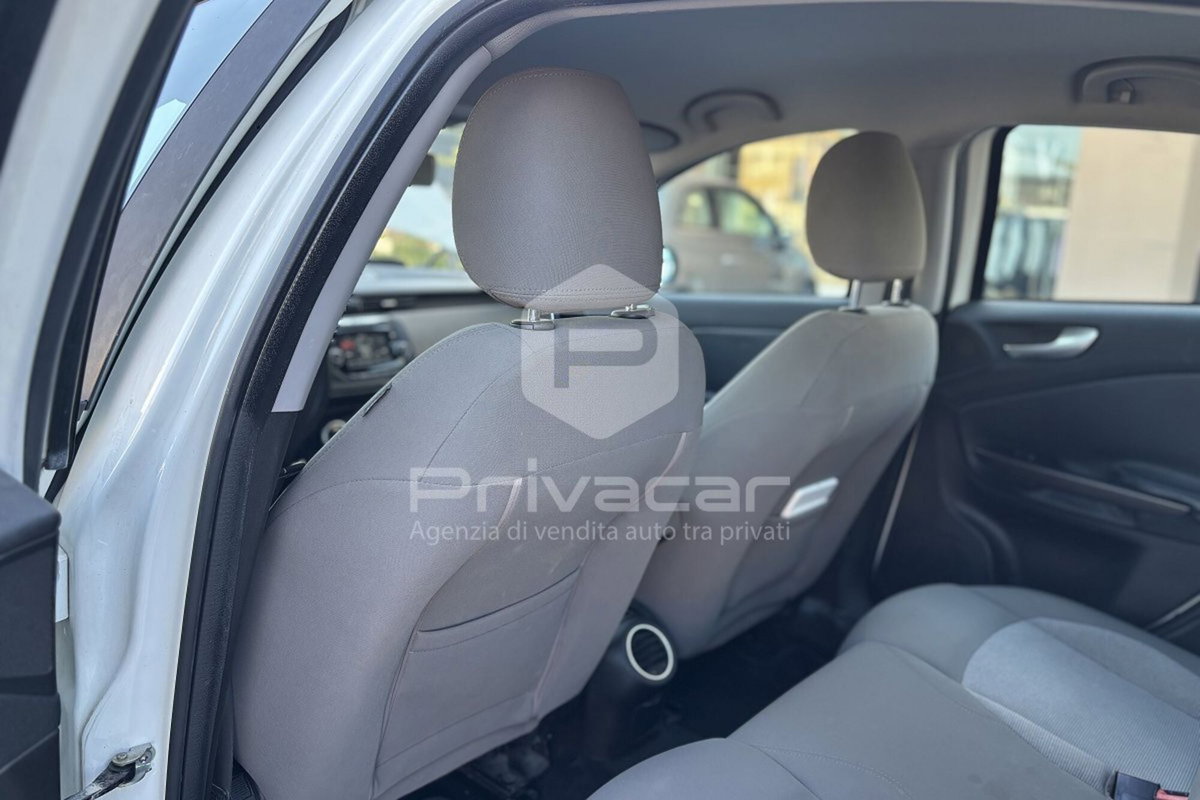 Alfa Romeo Giulietta 1.6 JTDm-2 Exclusive (13)