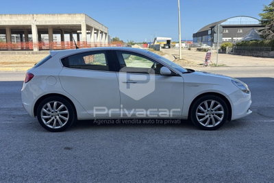 Alfa Romeo Giulietta 1.6 JTDm-2 Exclusive (4)