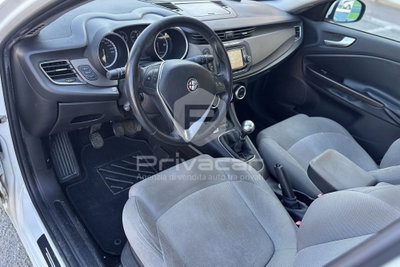 Alfa Romeo Giulietta 1.6 JTDm-2 Exclusive (9)