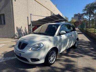Lancia Ypsilon 1.4 Argento Ecochic GPL usata