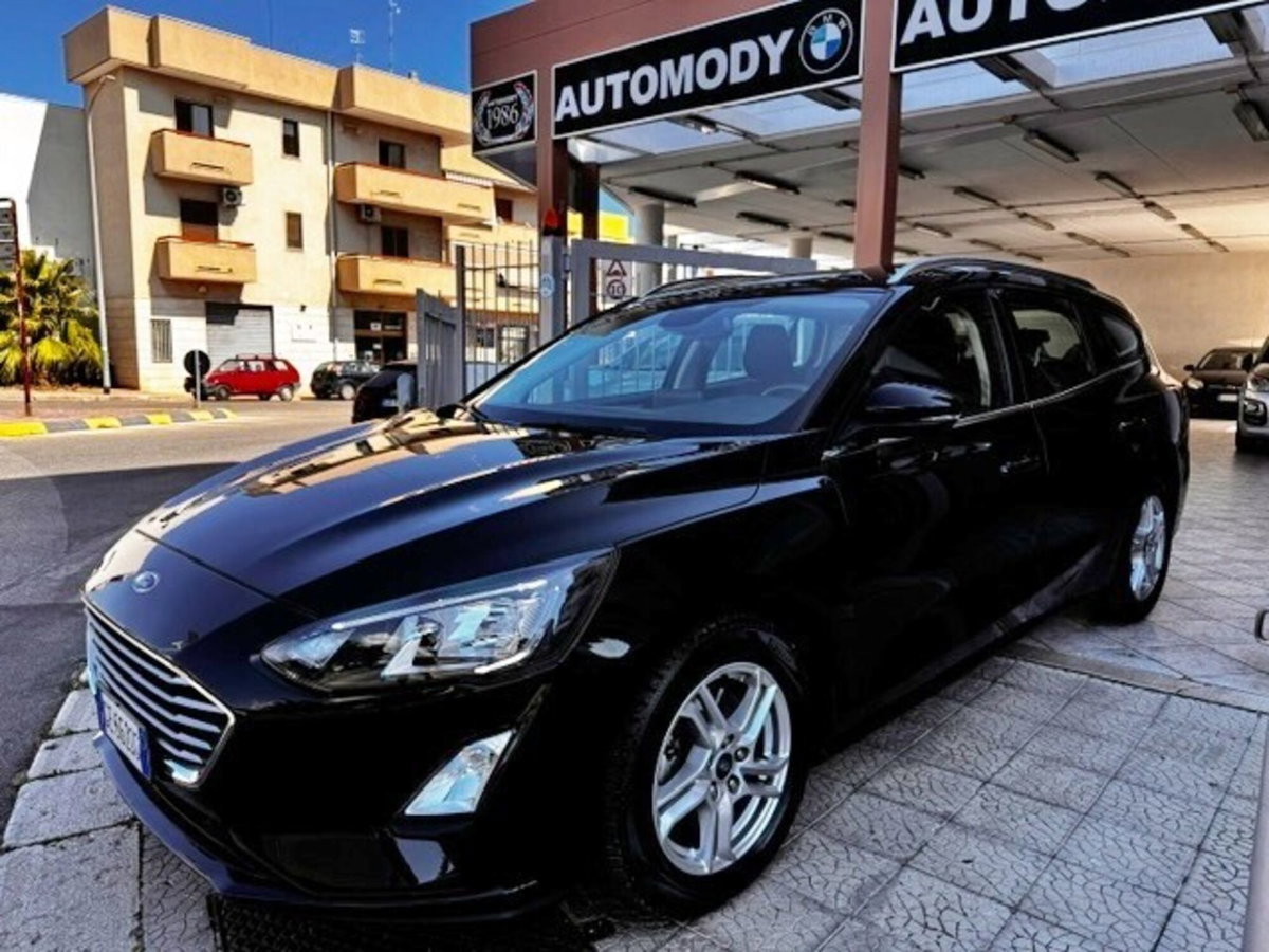 Ford Focus Station Wagon 1.5 EcoBlue 120 CV automatico SW Business Co-Pilot (2)