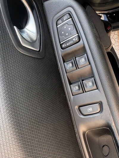 Renault Clio dCi 8V 75 CV Start&Stop 5 porte Energy Duel2 (20)