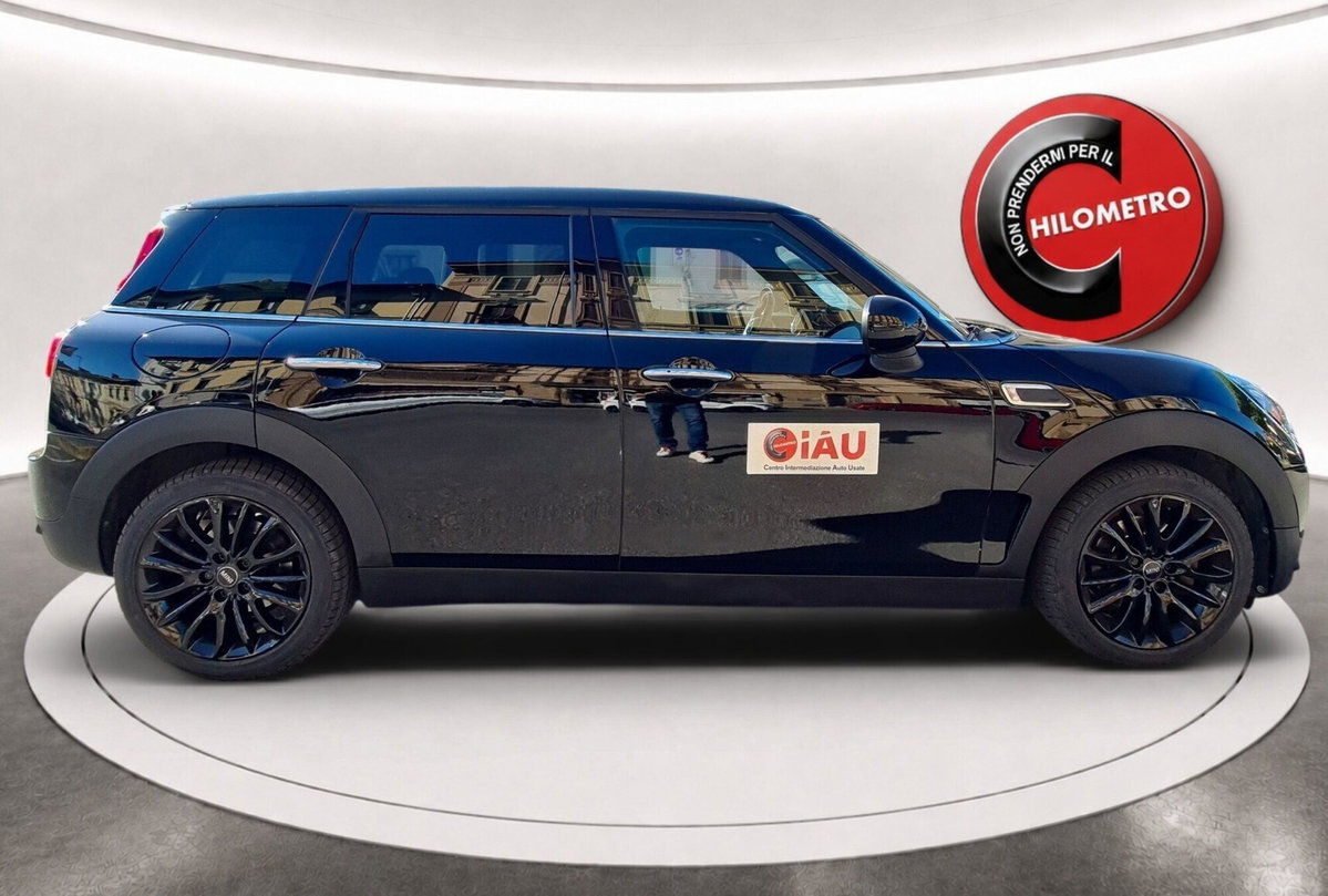 MINI Mini Clubman 2.0 Cooper D Untold Clubman (10)
