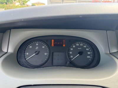 Opel Vivaro Furgone 27 2.0 CDTI 120CV PC-TN Combi 9 posti (17)