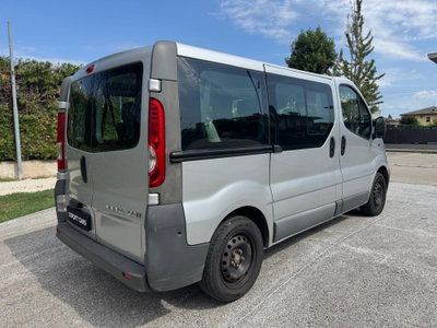 Opel Vivaro Furgone 27 2.0 CDTI 120CV PC-TN Combi 9 posti (5)
