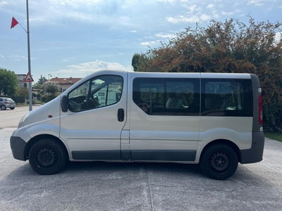 Opel Vivaro Furgone 27 2.0 CDTI 120CV PC-TN Combi 9 posti (7)