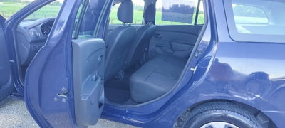 Dacia Logan MCV 1.5 dCi 8V 90CV Lauréate (10)