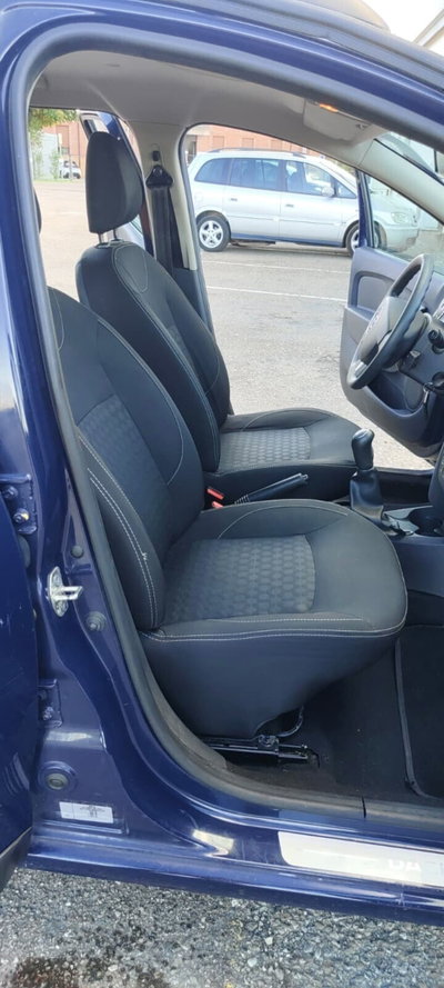 Dacia Logan MCV 1.5 dCi 8V 90CV Lauréate (12)