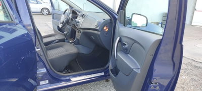 Dacia Logan MCV 1.5 dCi 8V 90CV Lauréate (14)