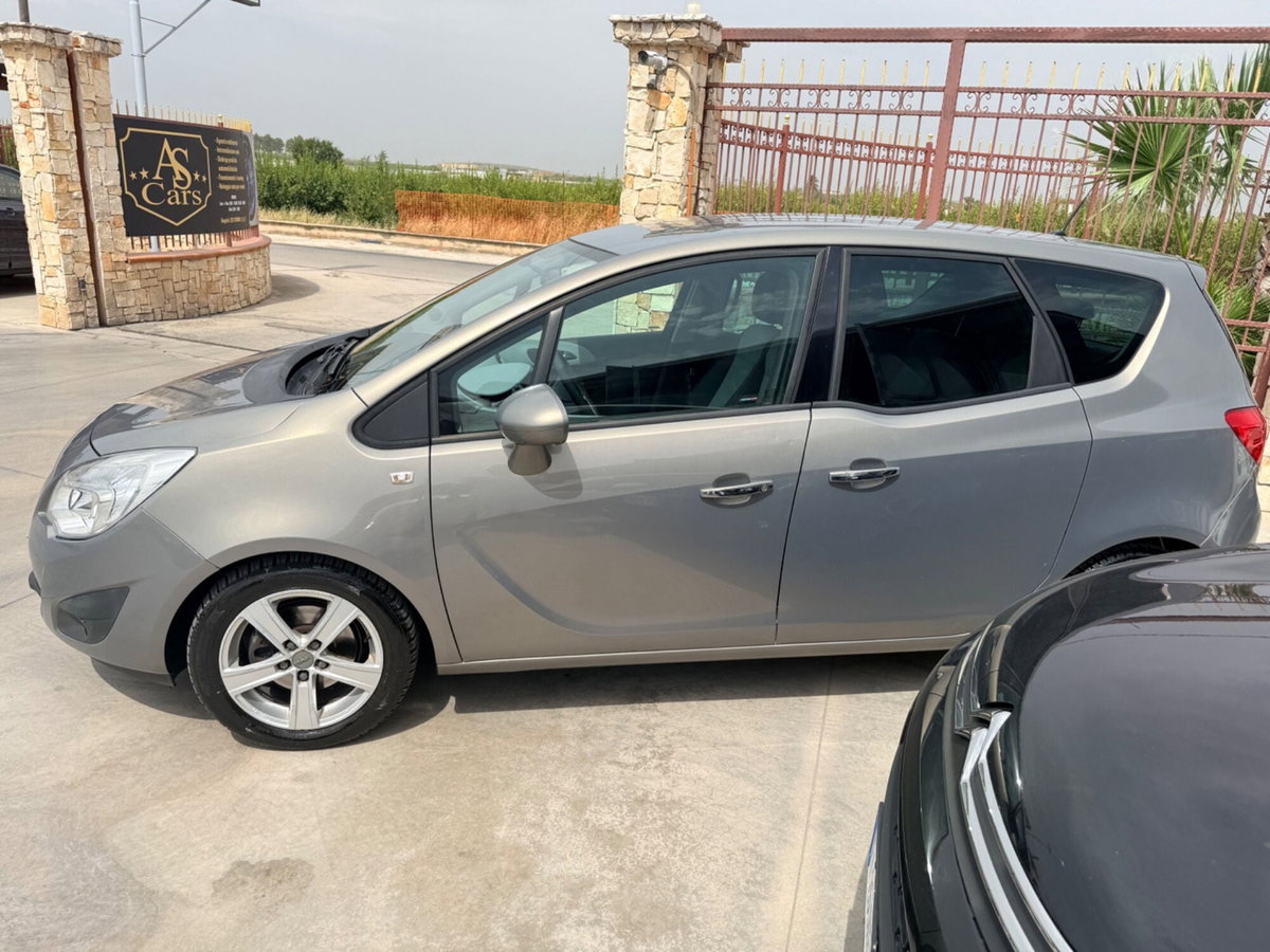 Opel Meriva 1.3 CDTI 95CV ecoFLEStart&Stop Elective (4)