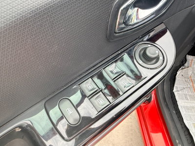 Renault Clio 1.5 dCi 8V 75CV 5 porte Live (10)