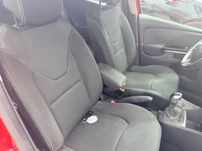 Renault Clio 1.5 dCi 8V 75CV 5 porte Live (12)