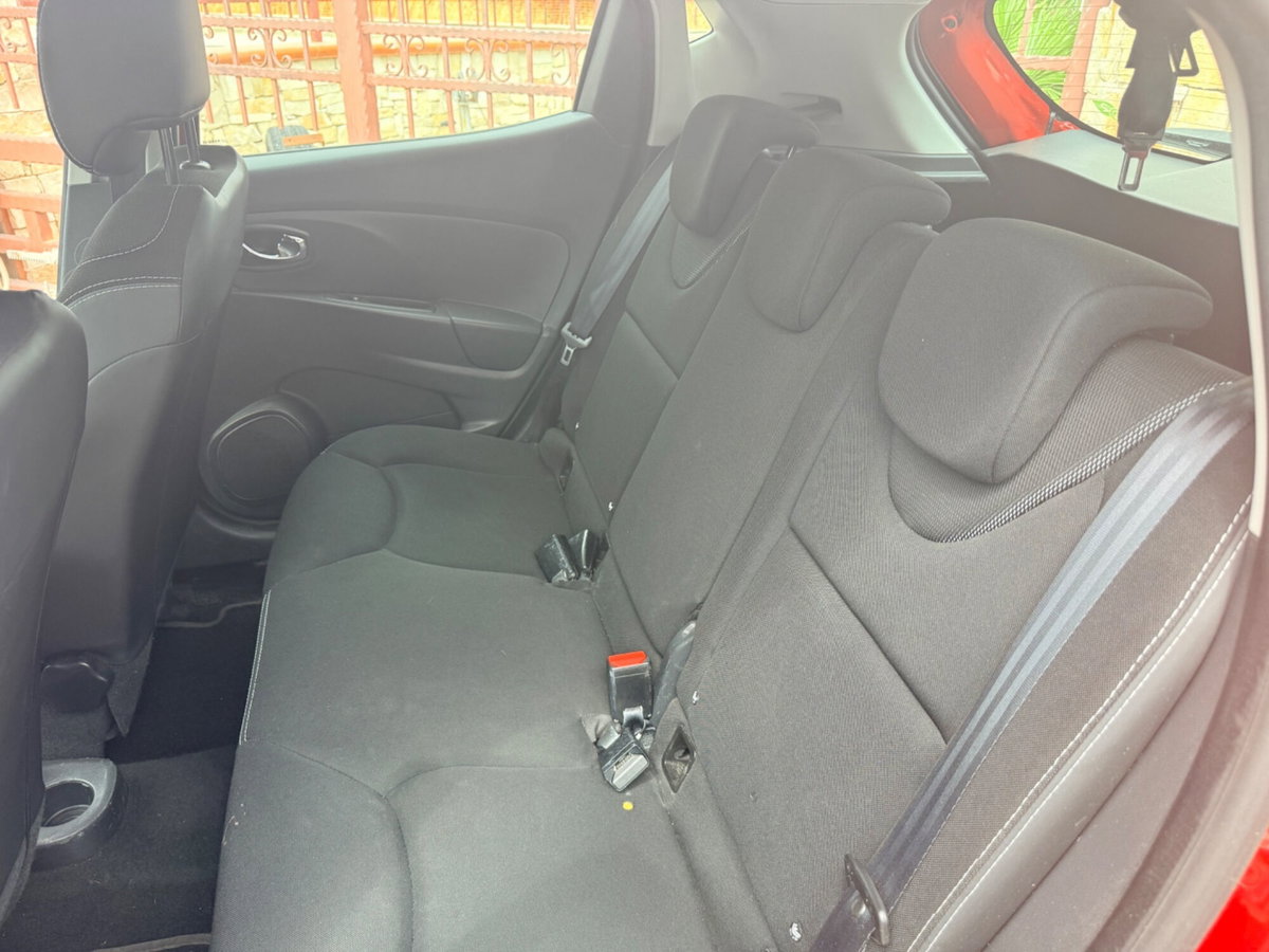 Renault Clio 1.5 dCi 8V 75CV 5 porte Live (14)