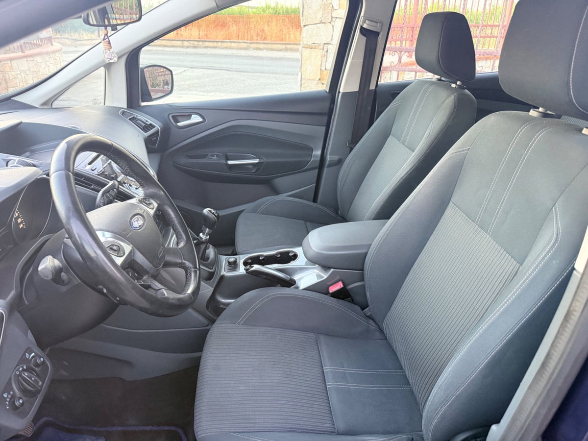 Ford C-Max 1.6 TDCi 115CV Titanium (10)