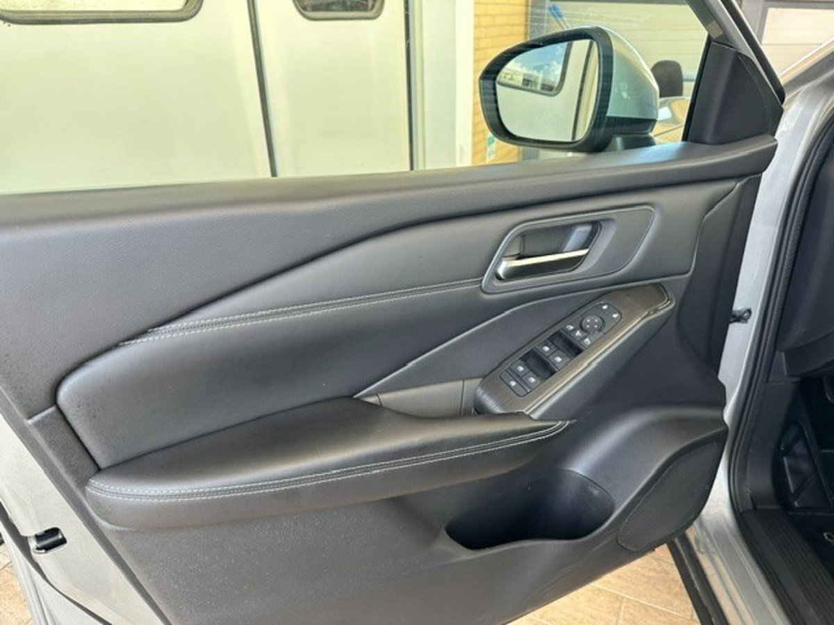 Nissan Qashqai 1.3 mhev Business 2wd 158cv xtronic (12)
