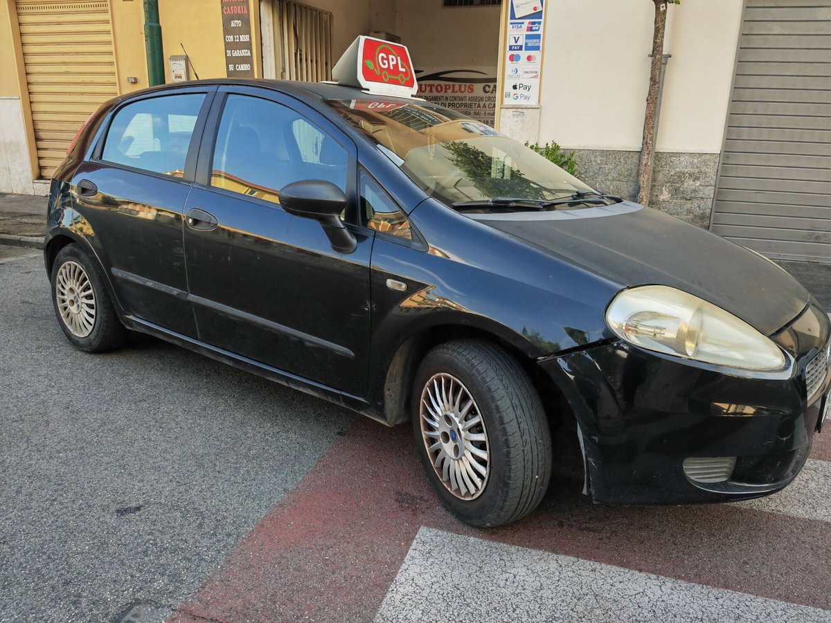 Fiat Grande Punto 1.4 5 porte Dynamic (2)