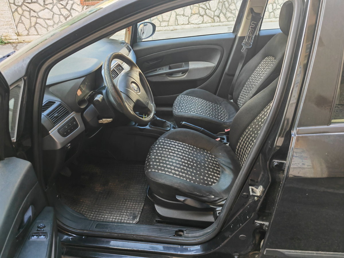 Fiat Grande Punto 1.4 5 porte Dynamic (6)