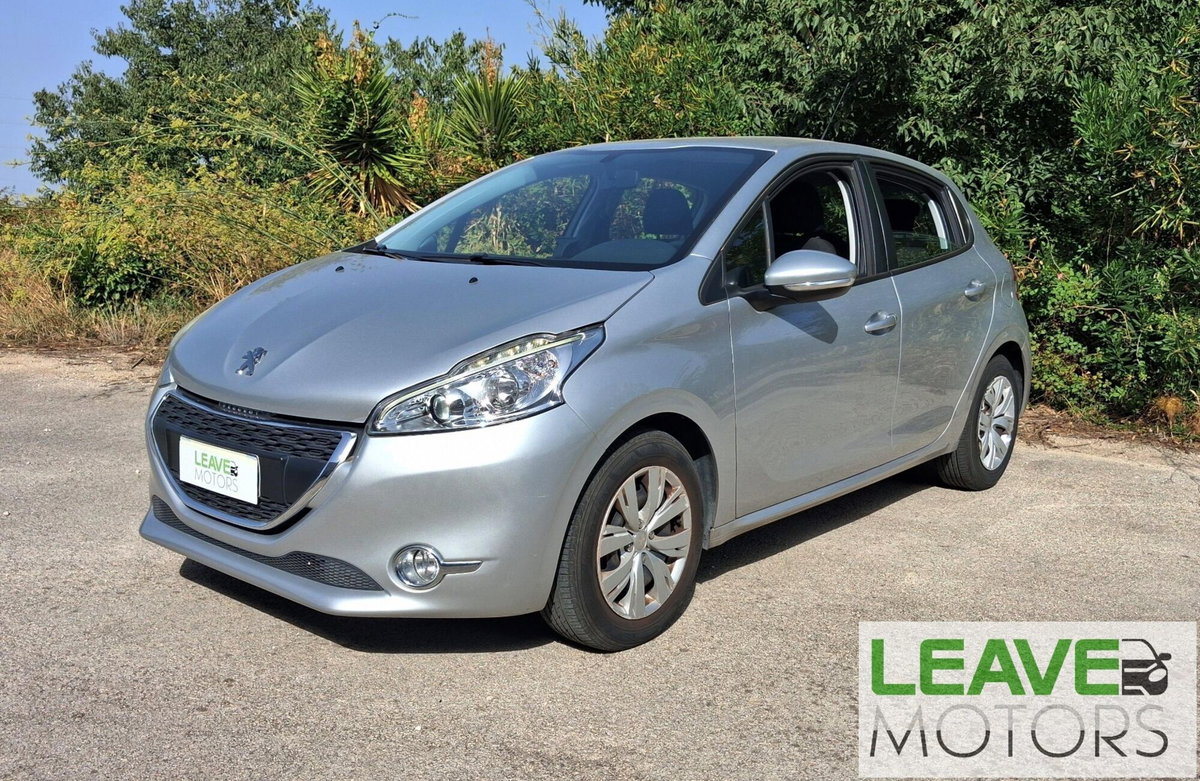 Peugeot 208 HDi 68 CV 5 porte Allure