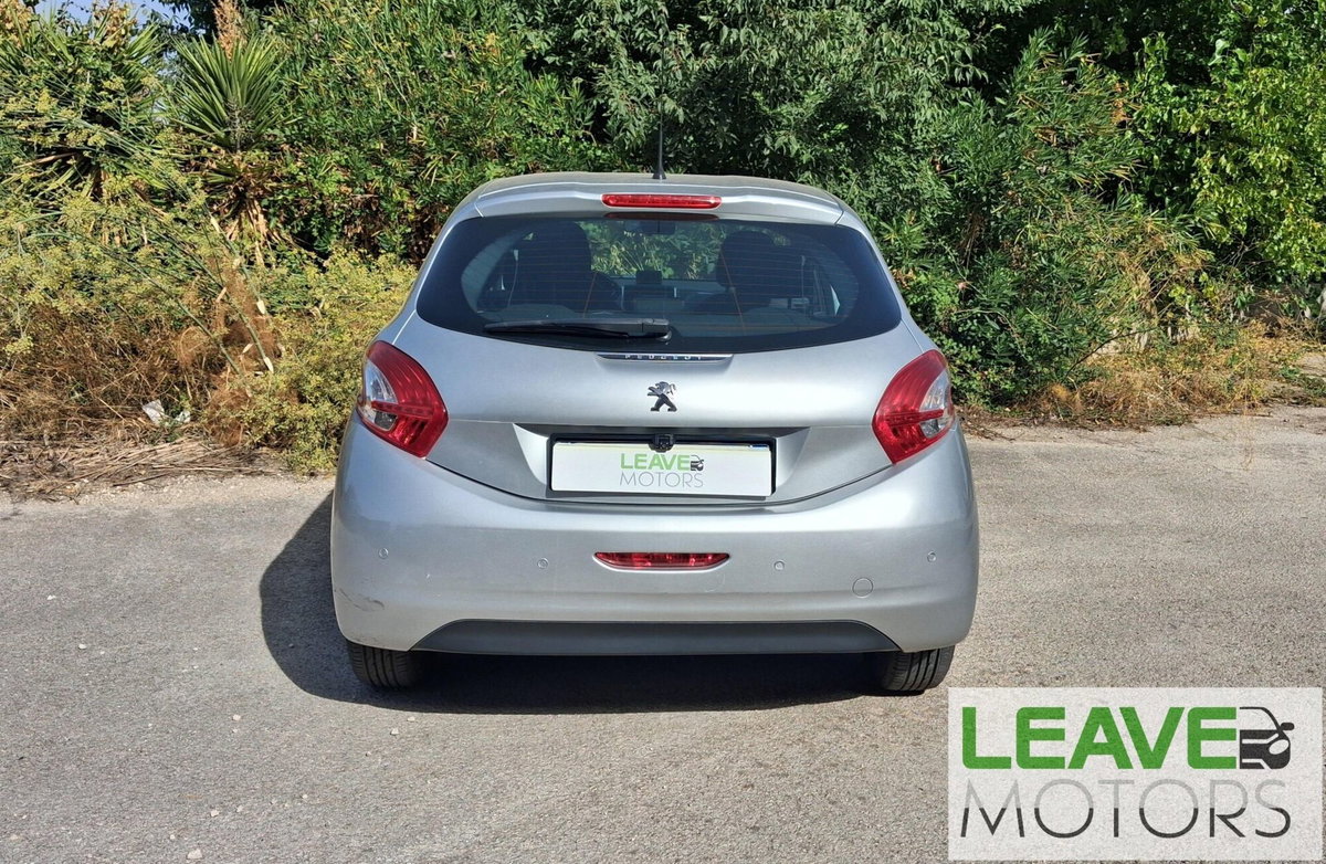 Peugeot 208 HDi 68 CV 5 porte Allure (6)