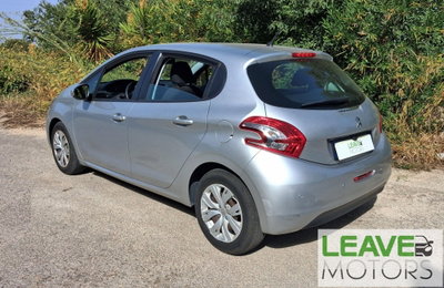 Peugeot 208 HDi 68 CV 5 porte Allure (7)